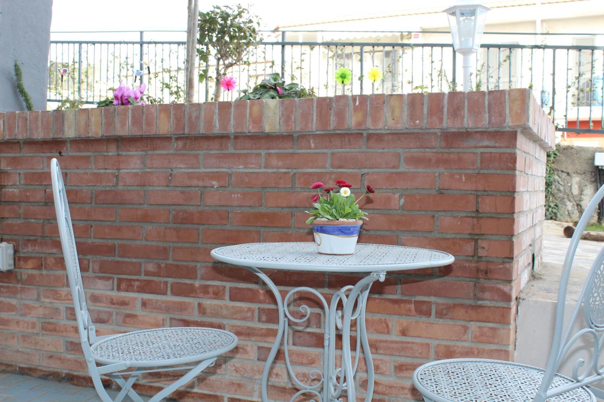 Il Giardino Dei Glicini Bed & Breakfast Ercolano Dış mekan fotoğraf