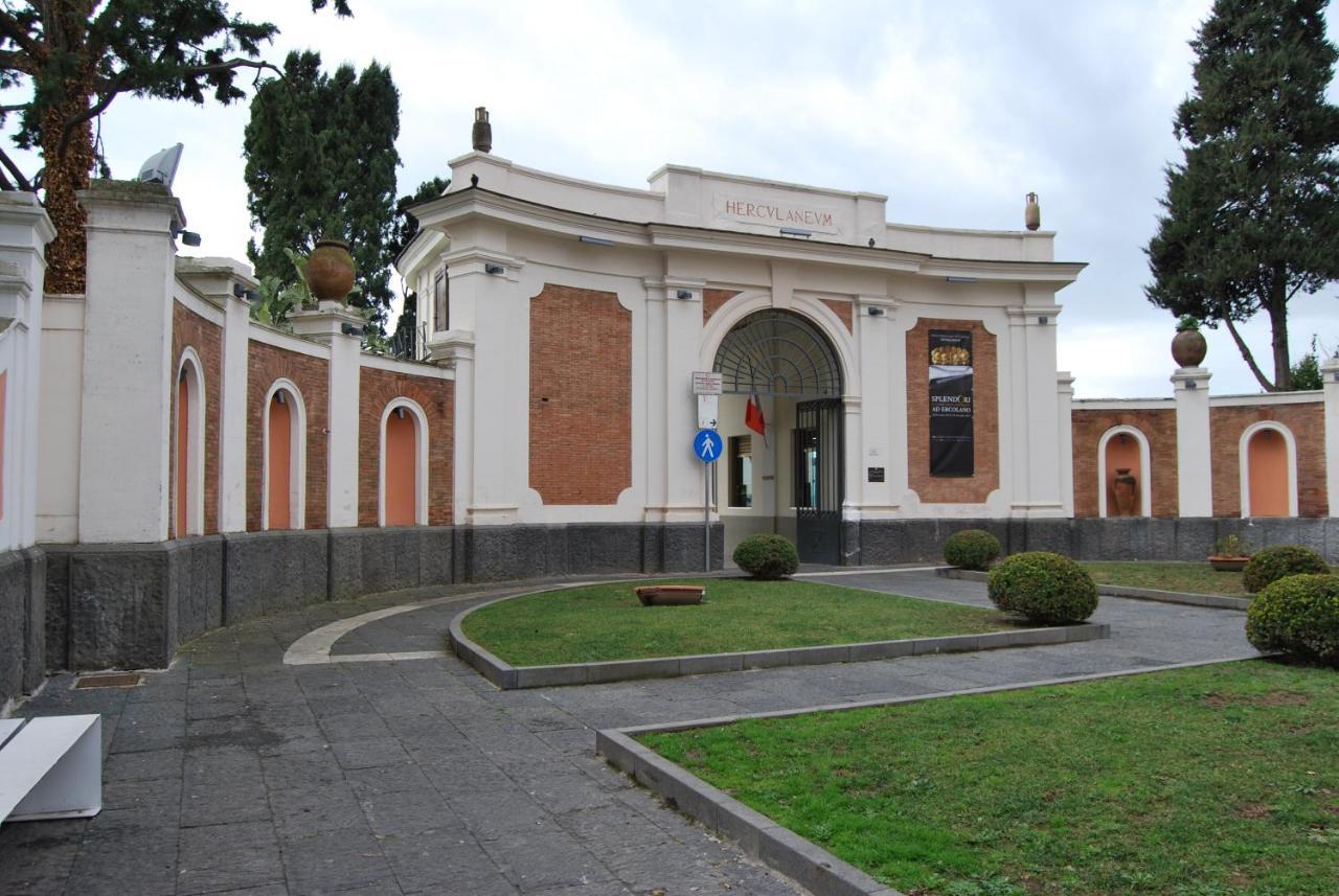 Il Giardino Dei Glicini Bed & Breakfast Ercolano Dış mekan fotoğraf