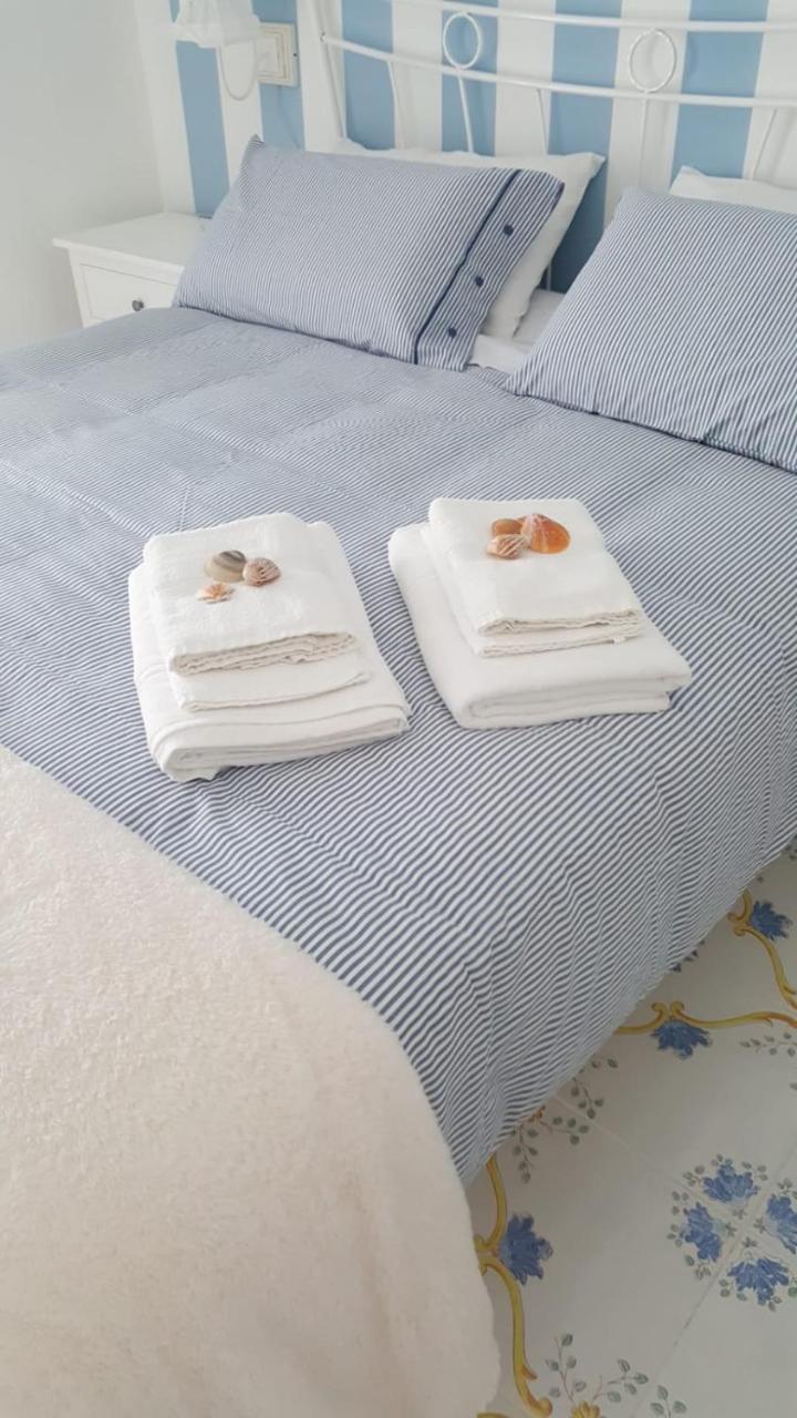 Il Giardino Dei Glicini Bed & Breakfast Ercolano Dış mekan fotoğraf